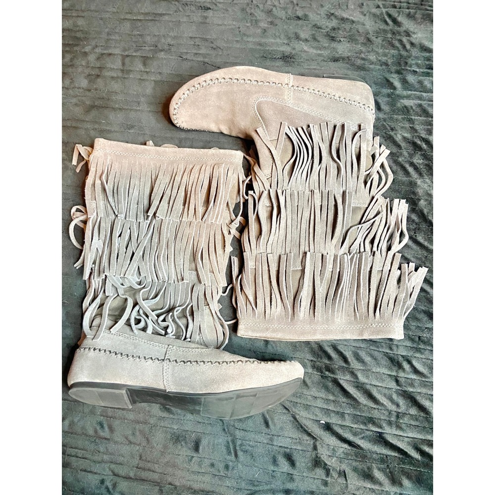 LC Lauren Conrad Gray Faux Suede Fringe Boho Moccasin Boots Tall Sz 7